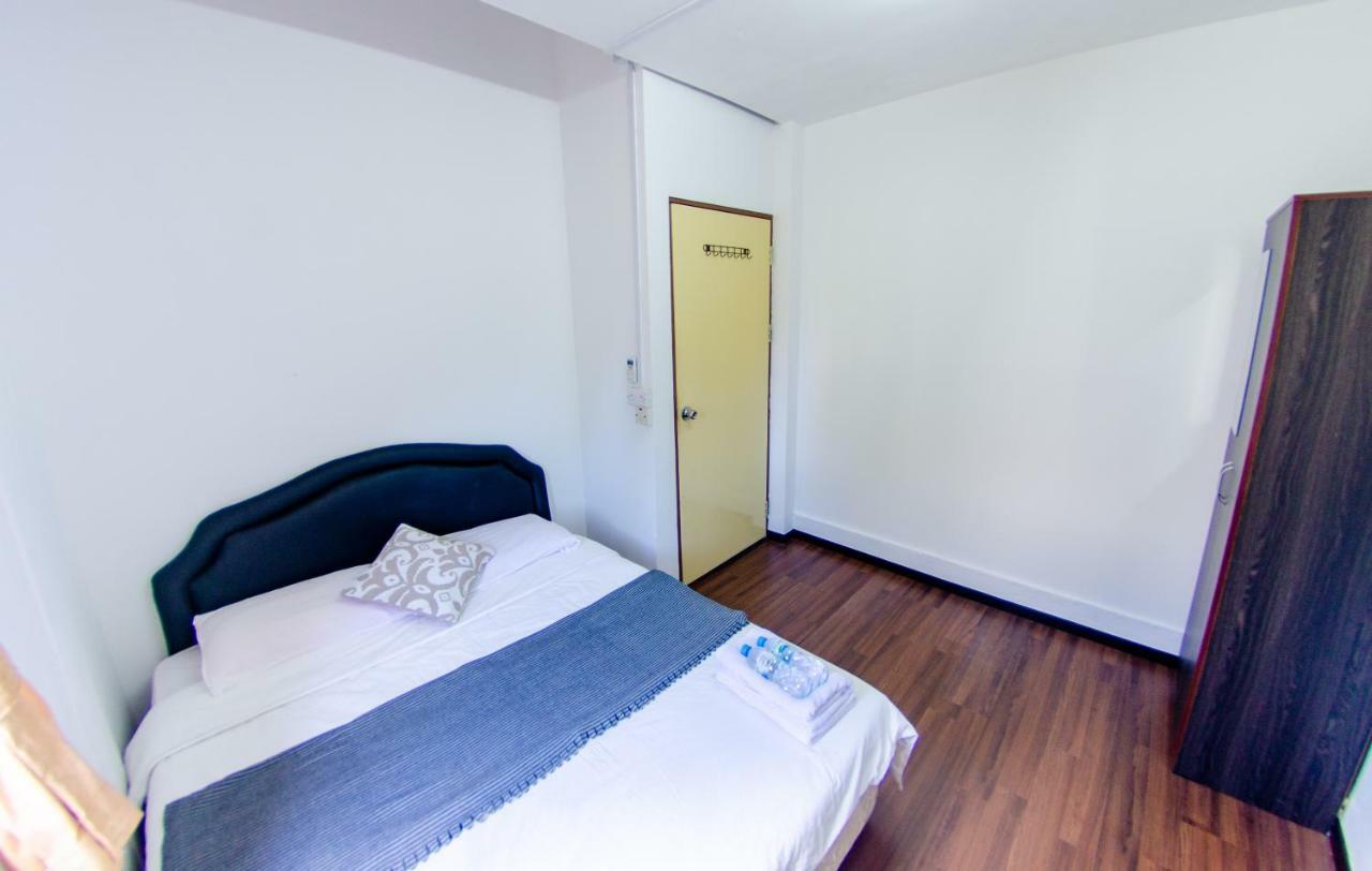 Poni Homestay Muara Zewnętrze zdjęcie