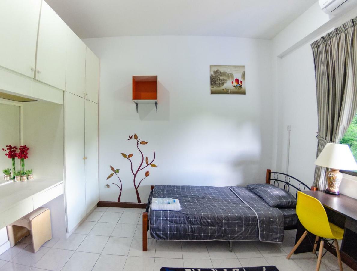 Poni Homestay Muara Zewnętrze zdjęcie