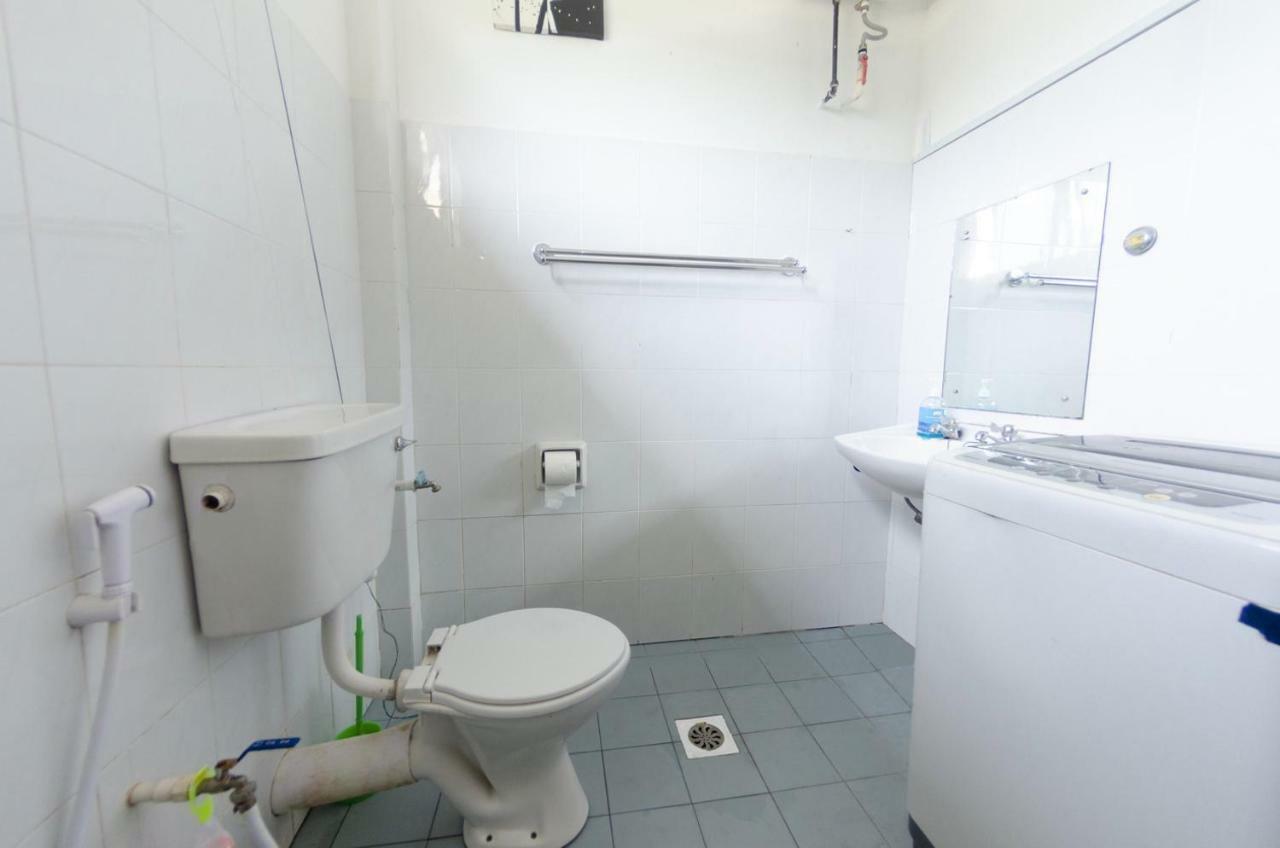 Poni Homestay Muara Zewnętrze zdjęcie